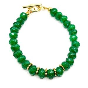 NWOT Genuine jade 18k gold plated stainless steel toggle clasp bracelet